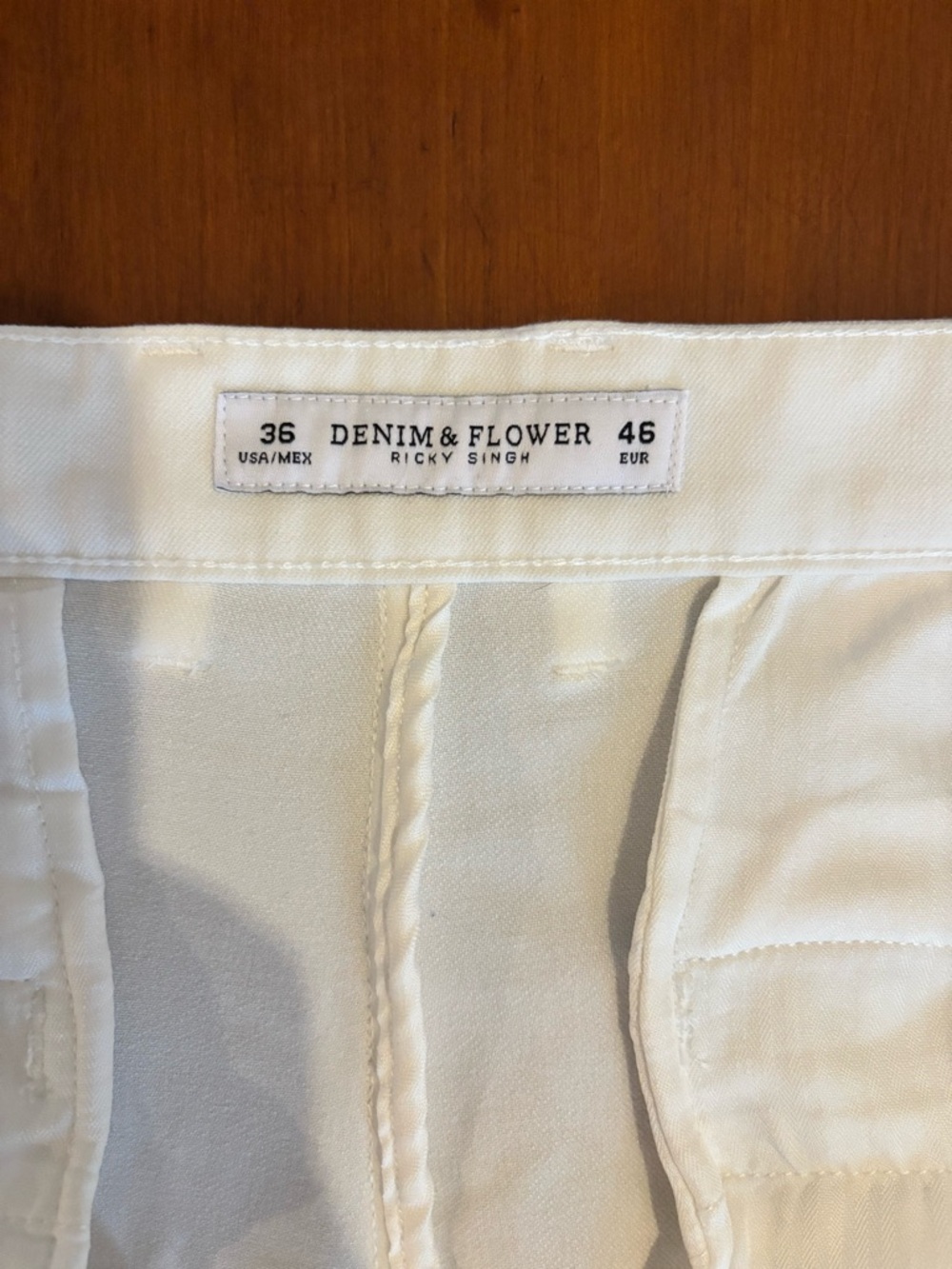 Denim & Flower Cream/White Chinos